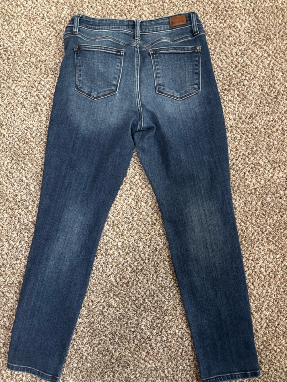 Judy Blue Mid-Wash Skinny Jeans in Indigo - Picture 2 of 4